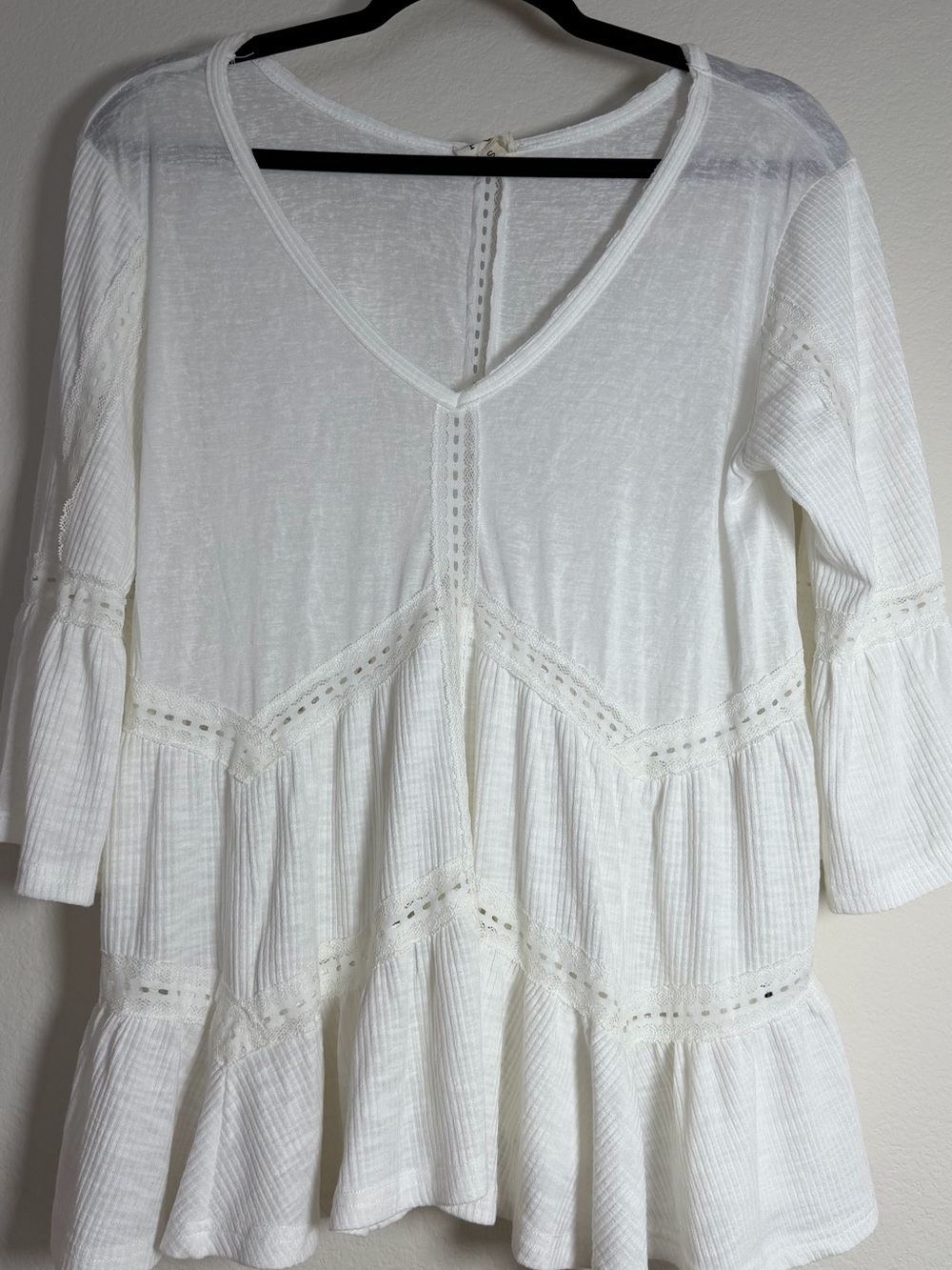 POL Women's White V-Neck Tiered Peasant Top
